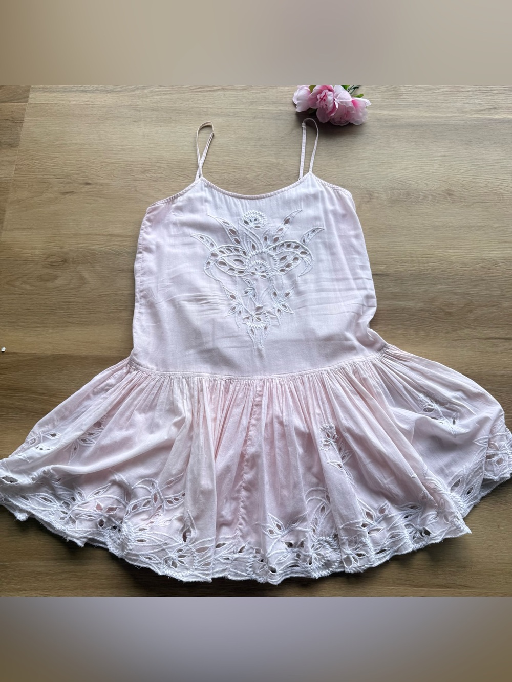 Juliet Dunn Pale Pink Embroidered Spaghetti-Strap Mini Dress SZ 1 sleeveless